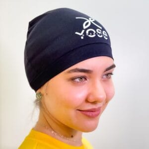 TOUCA COM BARRA ANTI FRIZZ, HIDRATAÇÃO E BRILHO