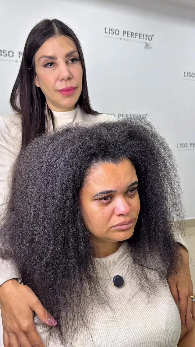 Ela nunca se olhava no espelho.❤️‍🩹