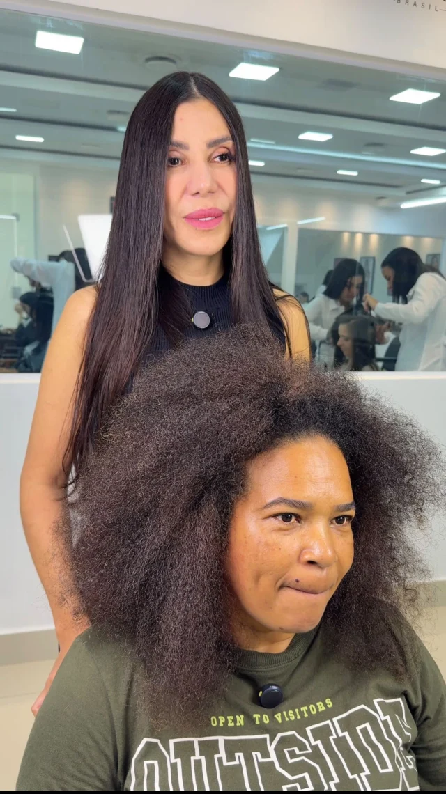 Te muita gente deixando de ser feliz por MEDO de não agradar os outros viu!